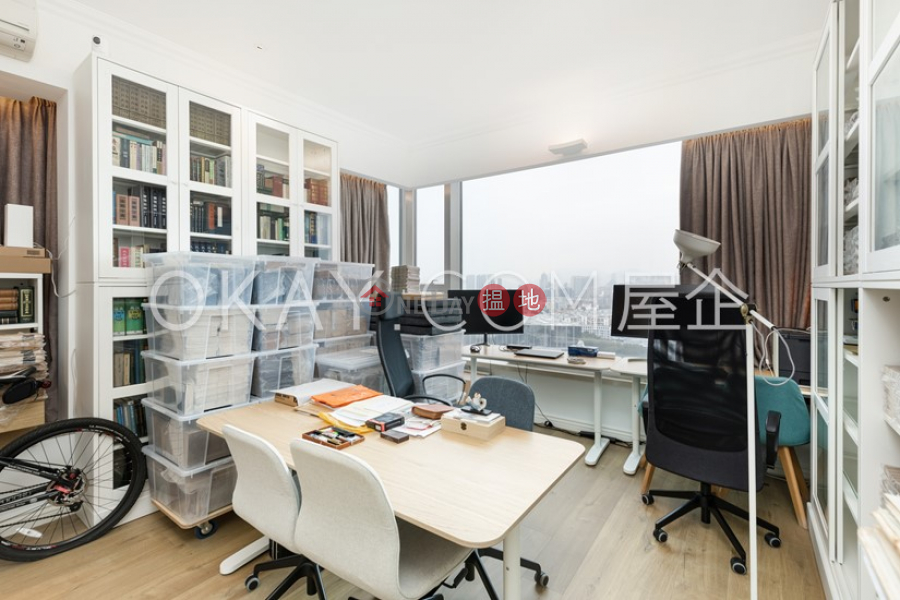 Luxurious 4 bedroom with balcony | For Sale, 20 Cornwall Street | Kowloon City | Hong Kong, Sales | HK$ 46.8M