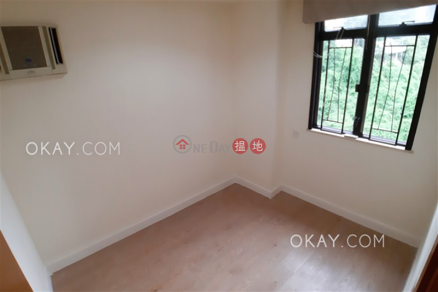 Efficient 3 bed on high floor with balcony & parking | For Sale | San Francisco Towers 金山花園 Sales Listings