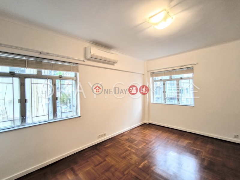 HK$ 22M Royal Villa | Wan Chai District, Popular 2 bedroom with parking | For Sale