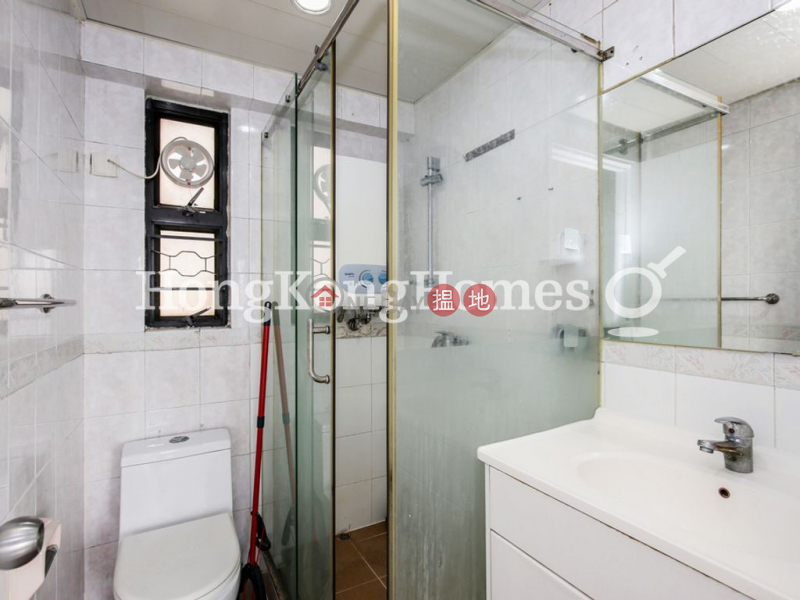 3 Bedroom Family Unit for Rent at Yick Fung Garden 20 Kennedy Town Praya | Western District | Hong Kong | Rental | HK$ 27,000/ month