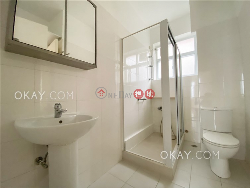 HK$ 55,000/ month, Dor Fook Mansion, Western District, Elegant 3 bedroom with balcony & parking | Rental