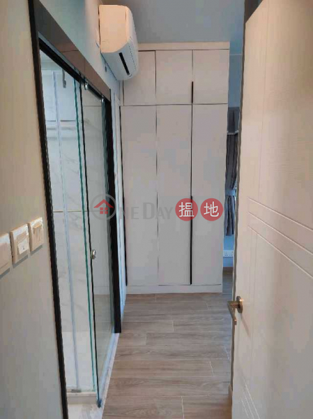 HK$ 38,000/ month | Royal Court Wan Chai District kenny road luxury apartment 3 room with suite