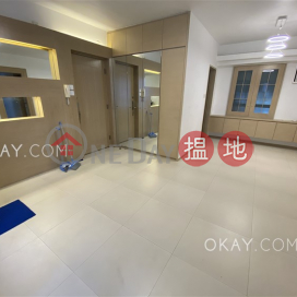 Charming 3 bedroom in Mid-levels West | For Sale | Robinson Heights 樂信臺 _0