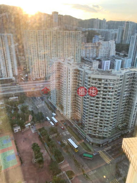 HK$ 30,000/ month, L\'Ete (Tower 2) Les Saisons Eastern District L\'Ete (Tower 2) Les Saisons | 2 bedroom Mid Floor Flat for Rent