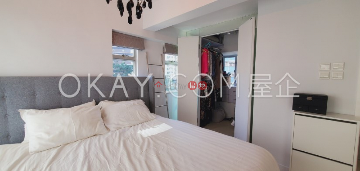 Generous 1 bedroom in Mid-levels West | For Sale | 18 Bridges Street | Central District, Hong Kong, Sales | HK$ 9M