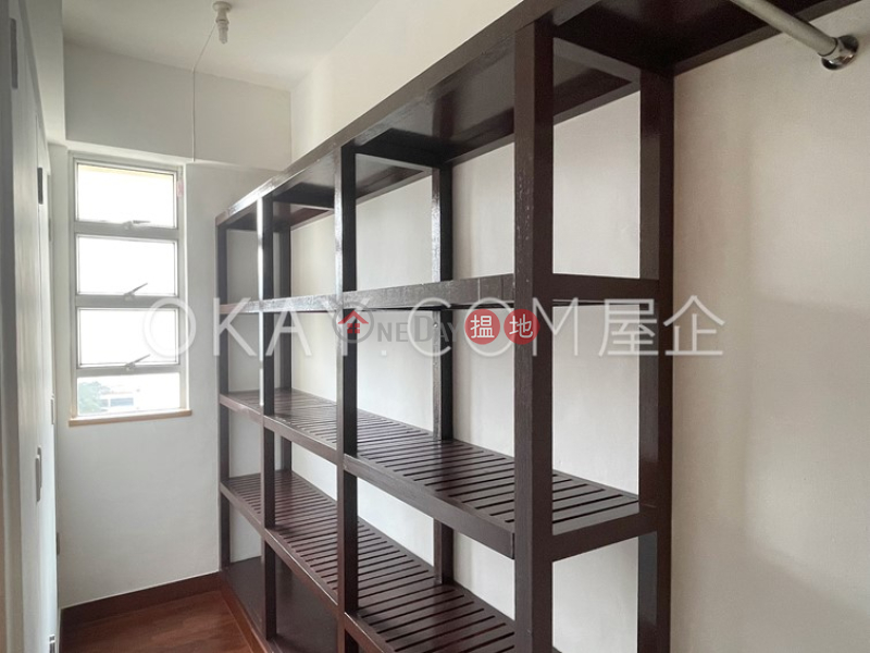 香港搵樓|租樓|二手盤|買樓| 搵地 | 住宅-出租樓盤-3房2廁,極高層,連車位,露台金雲閣出租單位