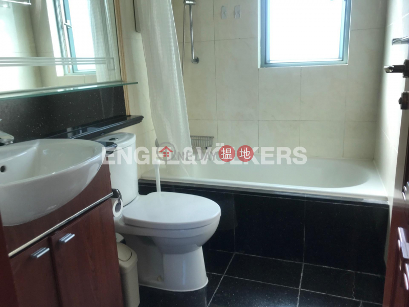 HK$ 45,000/ month 2 Park Road Western District | 3 Bedroom Family Flat for Rent in Mid Levels West