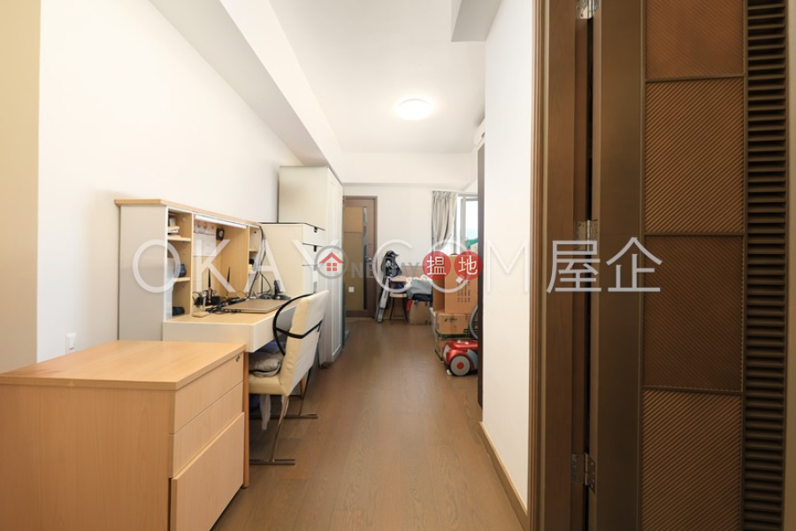 香港搵樓|租樓|二手盤|買樓| 搵地 | 住宅出售樓盤3房2廁,露台君柏出售單位