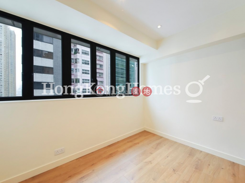 HK$ 38,000/ month, Tung Shing Building | Wan Chai District | 3 Bedroom Family Unit for Rent at Tung Shing Building