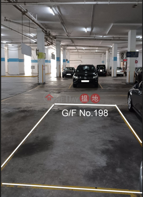 Parking space for sale at Ravana Garden, Shatin | Ravana Garden Block 3 濱景花園 3座 _0