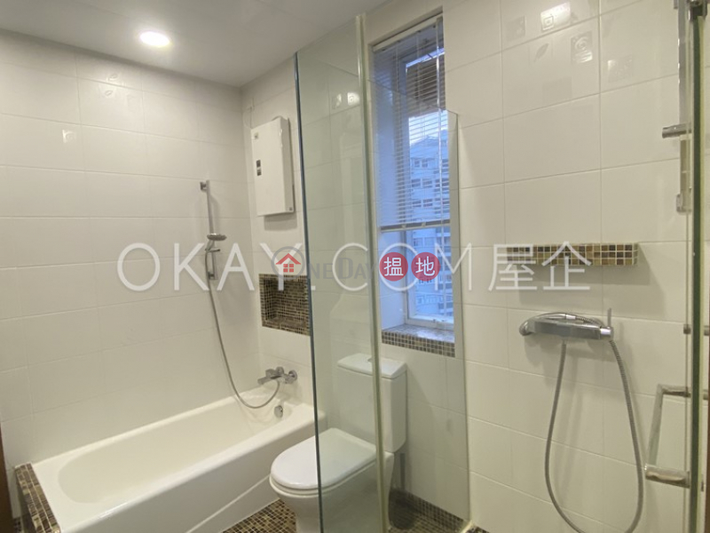 Lovely 3 bedroom on high floor with balcony & parking | Rental, 2 Green Lane | Wan Chai District | Hong Kong, Rental HK$ 60,000/ month