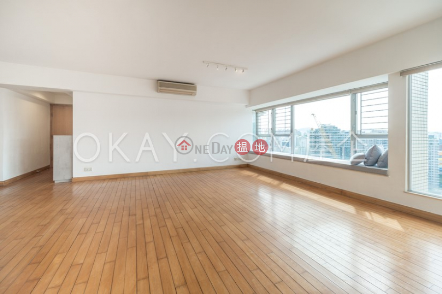 HK$ 48,000/ month | The Waterfront Phase 2 Tower 6, Yau Tsim Mong, Stylish 3 bedroom in Kowloon Station | Rental