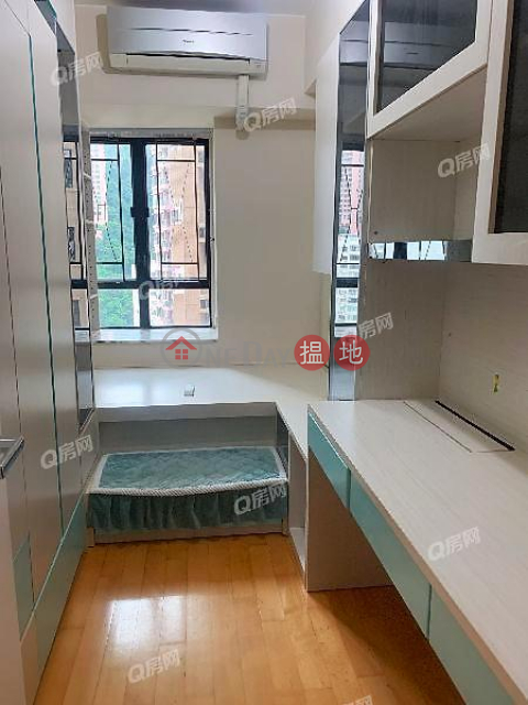 Robinson Heights | 3 bedroom Mid Floor Flat for Sale | Robinson Heights 樂信臺 _0