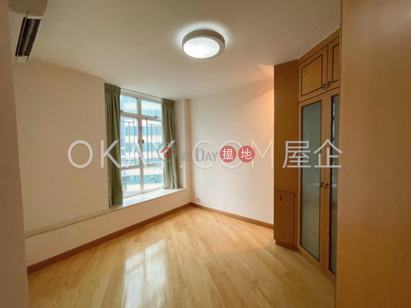 Luxurious 3 bedroom with balcony | Rental | (T-33) Pine Mansion Harbour View Gardens (West) Taikoo Shing 太古城海景花園(西)青松閣 (33座) Rental Listings