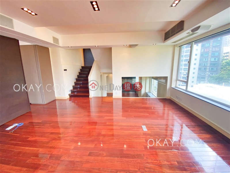 Exquisite 2 bedroom with parking | For Sale | The Elegance 優雅閣 Sales Listings