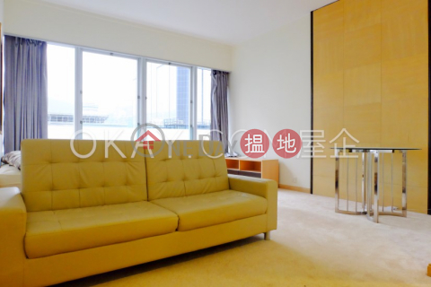 Tasteful studio on high floor | For Sale, Convention Plaza Apartments 會展中心會景閣 | Wan Chai District (OKAY-S19494)_0