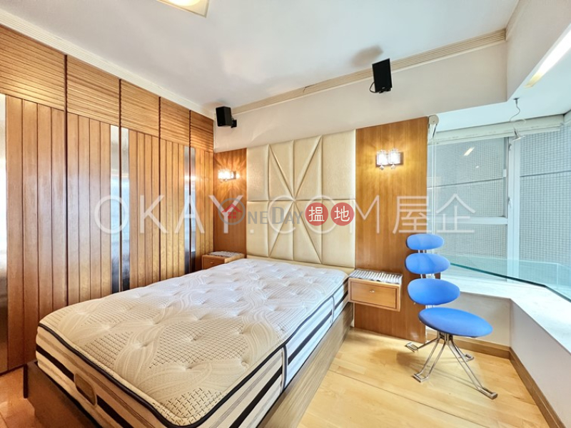 3房2廁,實用率高,星級會所漾日居1期1座出售單位|漾日居1期1座(The Waterfront Phase 1 Tower 1)出售樓盤 (OKAY-S139136)