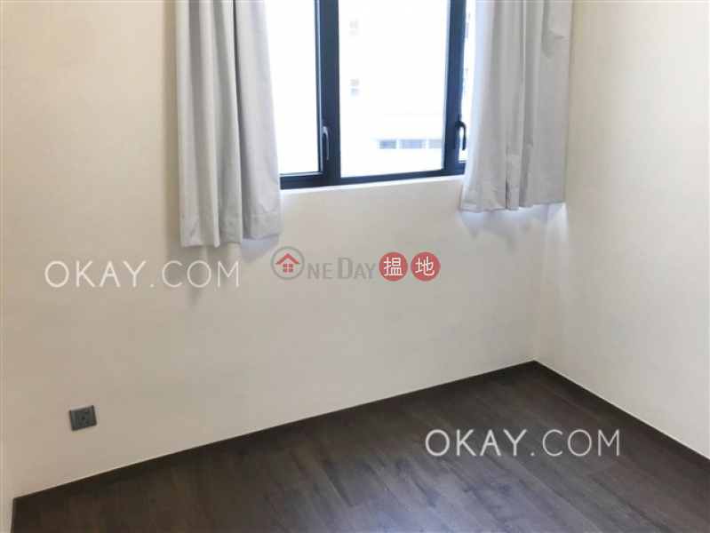 HK$ 62,000/ month | C.C. Lodge | Wan Chai District Rare 3 bedroom on high floor with rooftop & parking | Rental