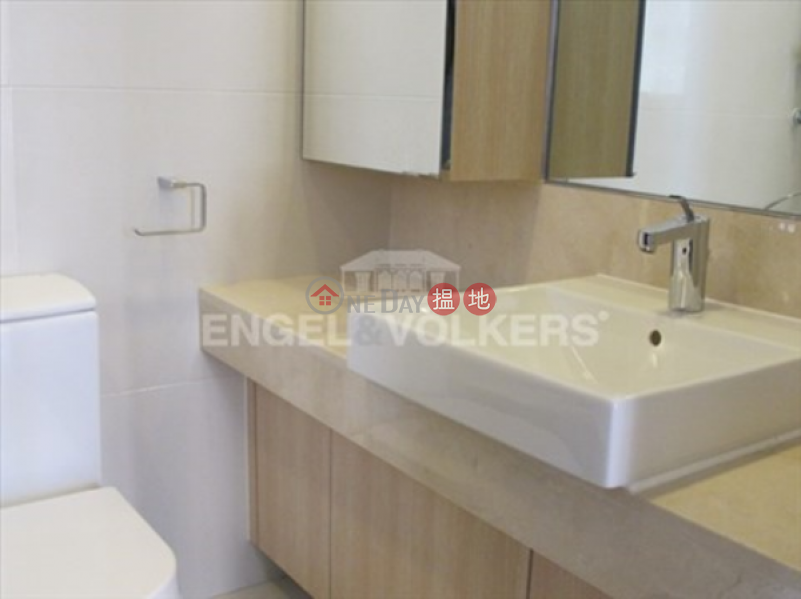 2 Bedroom Flat for Rent in Mid Levels West | 38 Conduit Road | Western District, Hong Kong, Rental | HK$ 33,000/ month