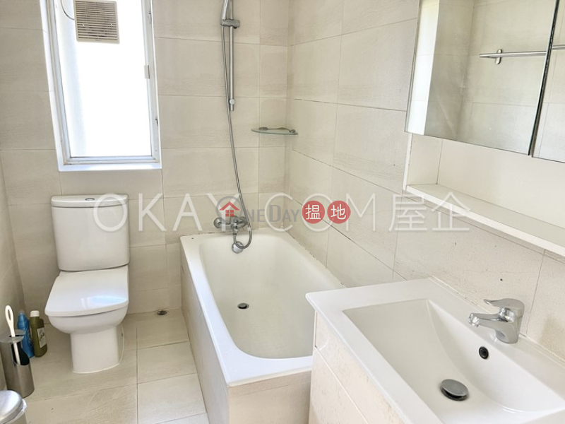 HK$ 46,000/ 月|清水灣大廈D座-西貢-3房2廁,實用率高,連車位,露台清水灣大廈D座出租單位
