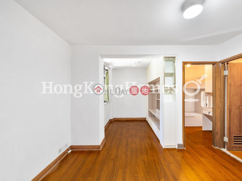 2 Bedroom Unit for Rent at Fook Kee Court, 6 Mosque Street | Western District, Hong Kong, Rental | HK$ 21,000/ month