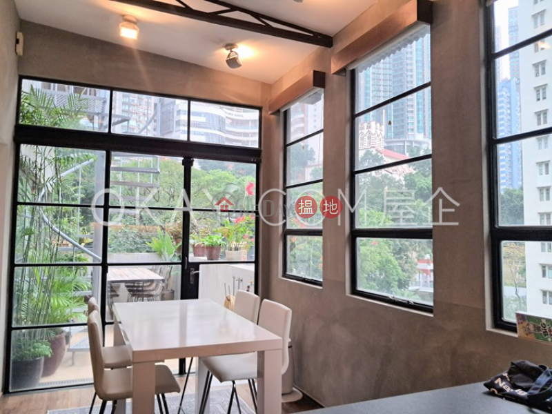 HK$ 48,000/ month | 1 U Lam Terrace | Central District Stylish 2 bedroom on high floor with rooftop & terrace | Rental