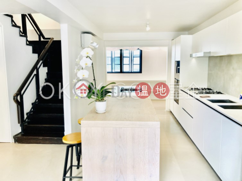 Lovely house with rooftop, terrace & balcony | For Sale | Nam Wai Village 南圍村 _0