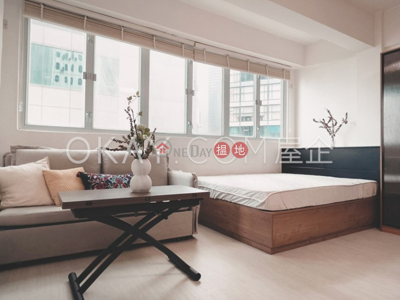 28-30 Queen Street, High Residential, Sales Listings, HK$ 4.3M