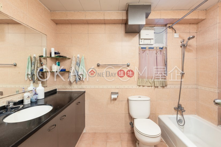 HK$ 3,600萬-愛琴苑-西區-4房4廁,連車位愛琴苑出售單位