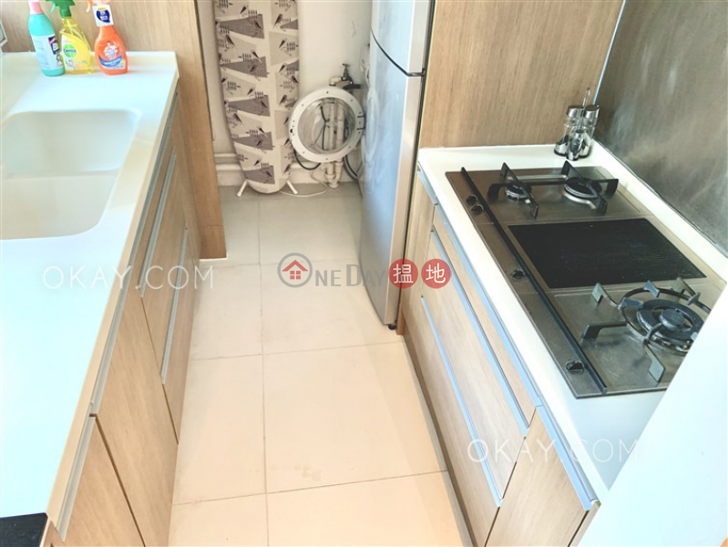 HK$ 42,000/ month | Jardine Summit | Wan Chai District | Stylish 3 bedroom on high floor with balcony | Rental