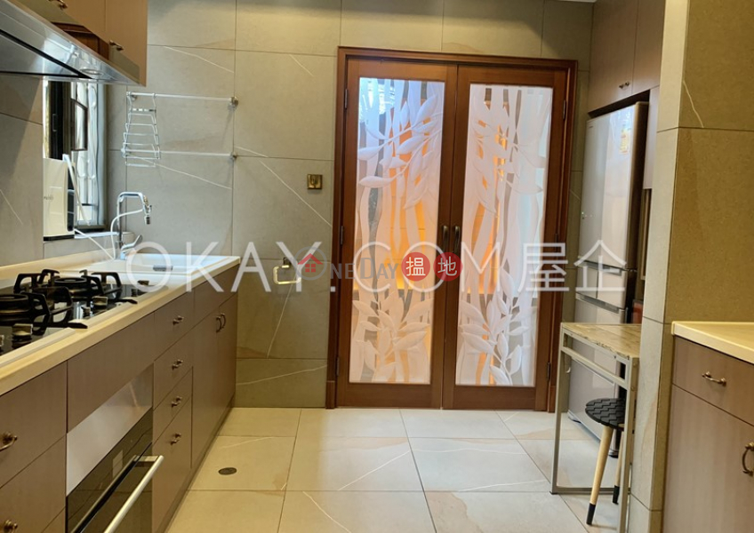 Efficient 3 bedroom with balcony & parking | For Sale | South Bay Villas Block A 南灣新村 A座 Sales Listings