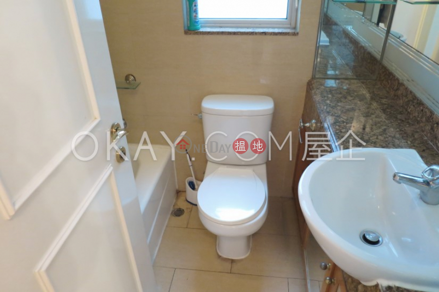 Practical 2 bedroom with balcony | Rental, 88 Des Voeux Road West | Western District, Hong Kong | Rental | HK$ 25,000/ month