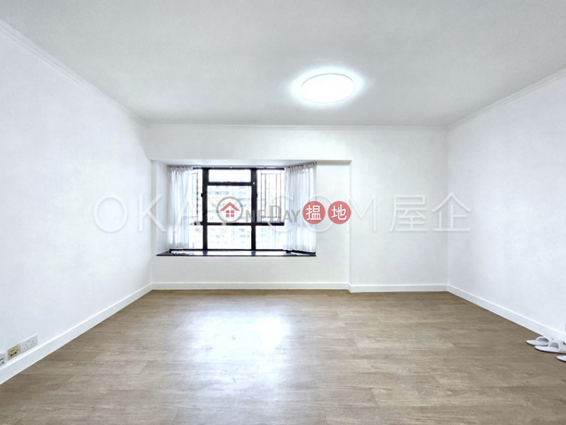 Charming 3 bedroom on high floor with parking | Rental, 52 Conduit Road | Western District Hong Kong, Rental | HK$ 37,000/ month