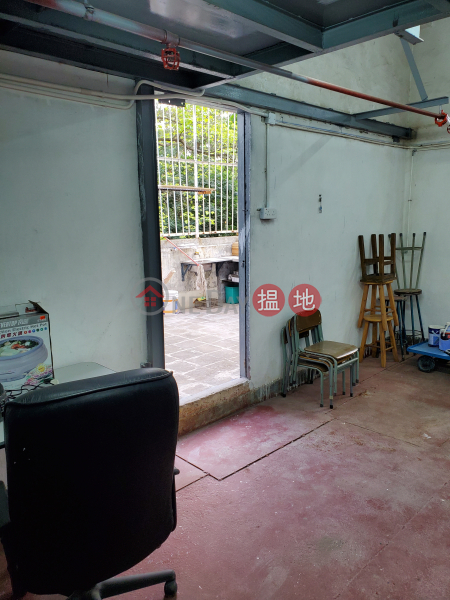 A rare and characteristic unit with a floor height of 16 feet and a private platform of 200 feet 18 Tin Hau Road | Tuen Mun, Hong Kong, Rental, HK$ 11,500/ month