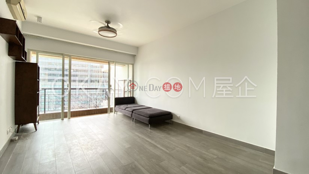 Gorgeous 3 bedroom on high floor with balcony | Rental | La Place De Victoria 慧雲峰 Rental Listings