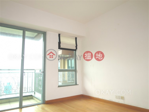 Lovely 3 bedroom on high floor with balcony | For Sale | 2 Park Road 柏道2號 _0