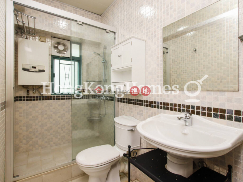 HK$ 30,000/ month, Golden Castle Mansion Eastern District | 3 Bedroom Family Unit for Rent at Golden Castle Mansion