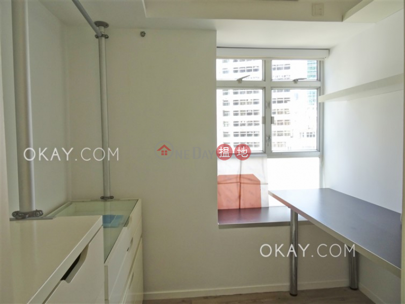 Cozy 2 bedroom in Wan Chai | Rental, 33 St Francis Street | Wan Chai District Hong Kong | Rental | HK$ 26,000/ month