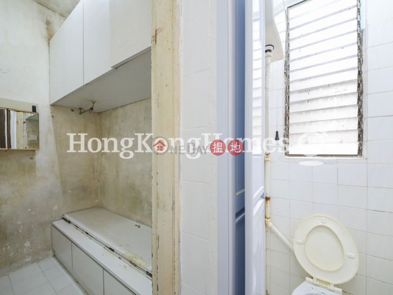 Property Search Hong Kong | OneDay | Residential | Rental Listings | 3 Bedroom Family Unit for Rent at Parkway Court