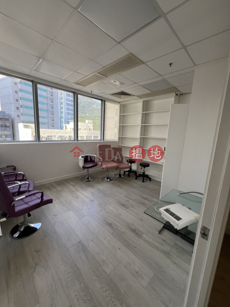 HK$ 1,532萬One Island South南區-One Island South 甲級寫字樓 (可拆售)