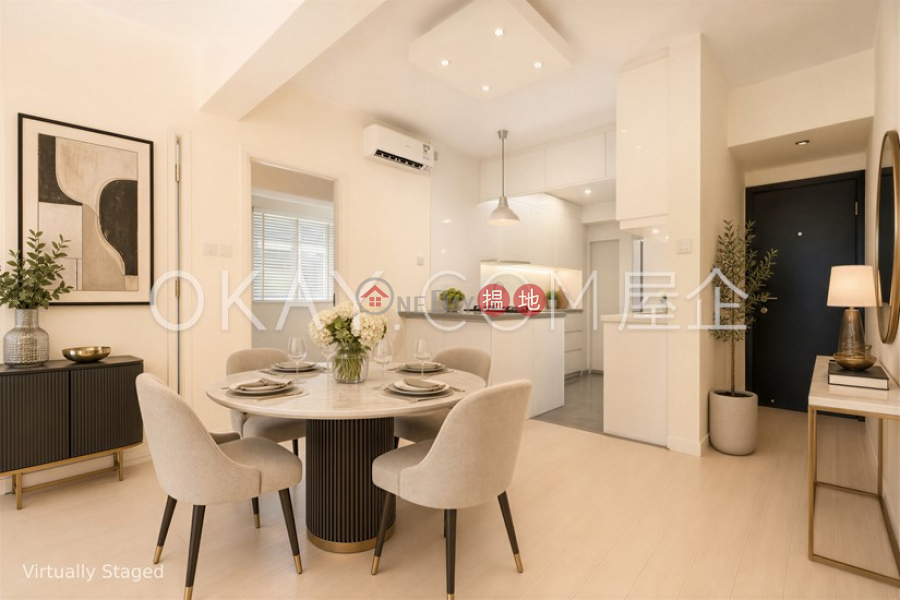 Gorgeous 2 bedroom on high floor with rooftop | For Sale | First Mansion 第一大廈 Sales Listings