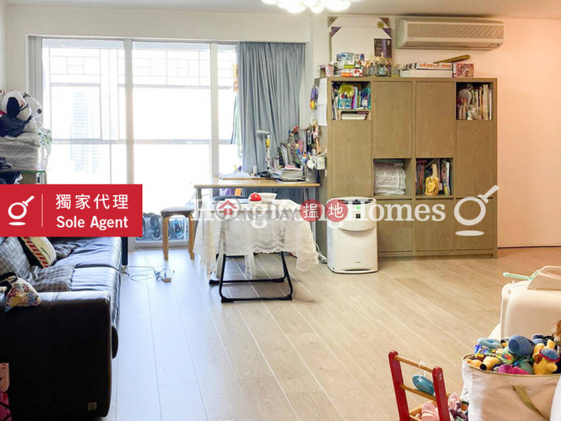 Property Search Hong Kong | OneDay | Residential | Sales Listings | 3 Bedroom Family Unit at (T-33) Pine Mansion Harbour View Gardens (West) Taikoo Shing | For Sale