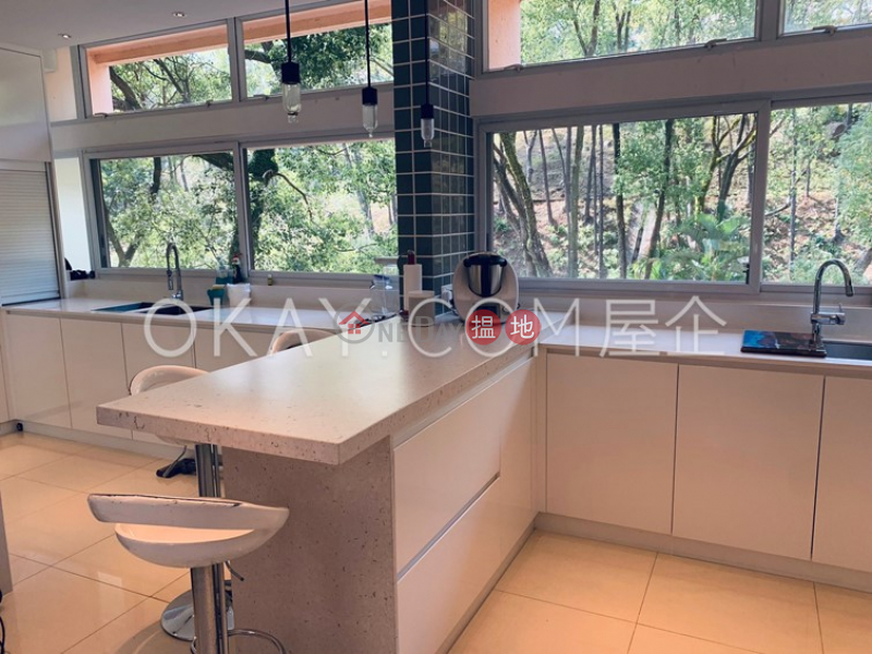 Unique house on high floor with balcony | For Sale | Phase 1 Beach Village, 47 Seahorse Lane 碧濤1期海馬徑47號 Sales Listings
