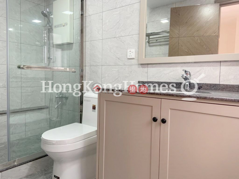 HK$ 33,000/ month | Hollywood Terrace, Central District, 3 Bedroom Family Unit for Rent at Hollywood Terrace