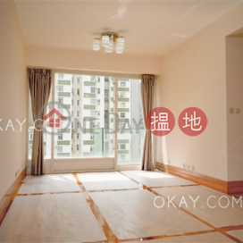 Luxurious 3 bedroom with balcony | Rental | The Orchards Block 2 逸樺園2座 _0