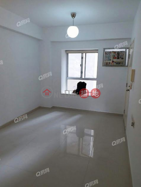 HK$ 17,000/ month, Woodlands Court Western District | Woodlands Court | 2 bedroom Low Floor Flat for Rent
