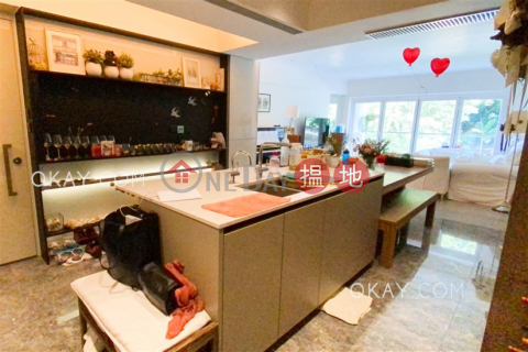 Efficient 2 bedroom with balcony & parking | For Sale | Realty Gardens 聯邦花園 _0
