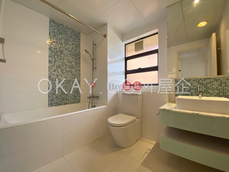 HK$ 150,000/ month | Orient Crest, Central District Gorgeous house with terrace | Rental