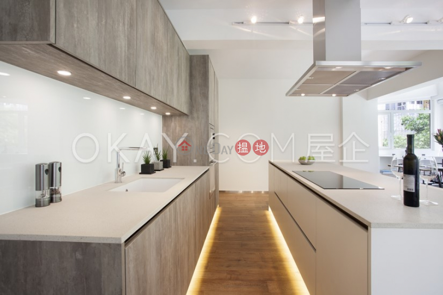 Elegant 1 bedroom with balcony | For Sale, 316-320 Des Voeux Road West | Western District, Hong Kong | Sales HK$ 11.3M