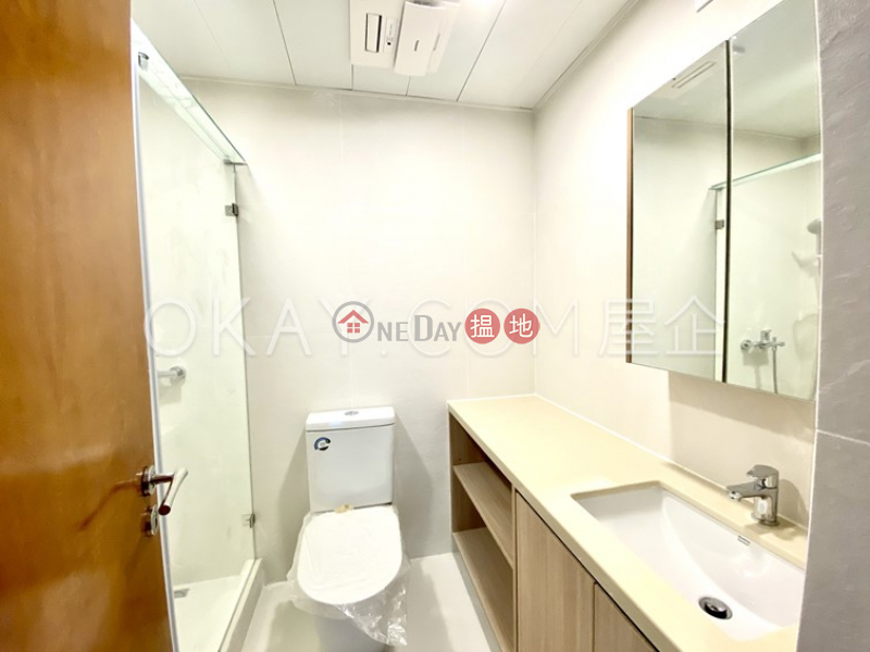 HK$ 39,500/ month No 31 Robinson Road Western District Nicely kept 3 bedroom with balcony | Rental